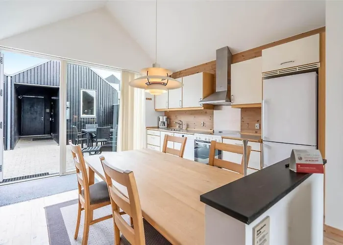 711-hvide-sande-slusen-11 Semesterbostad *